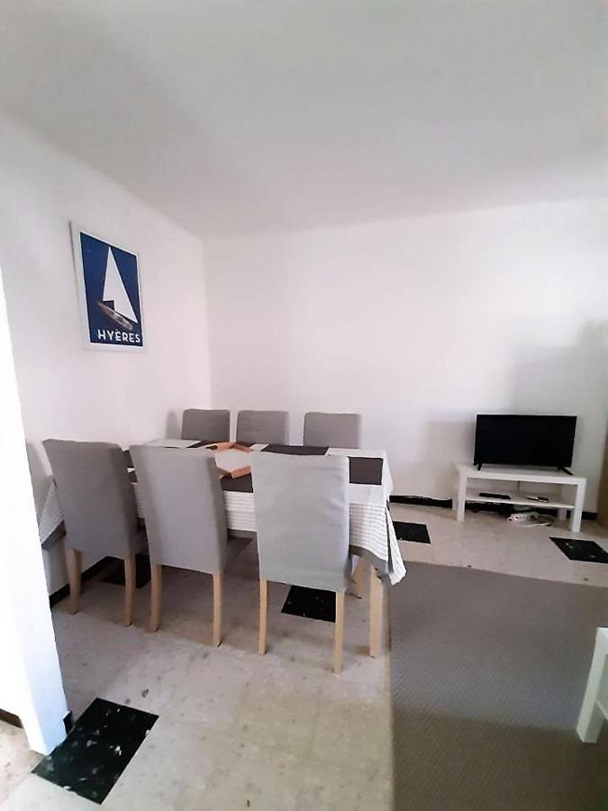 Beaux Appartements 3 Pieces Avec Espaces Exterieurs Et Parking - Proche Plage 히에레 외부 사진